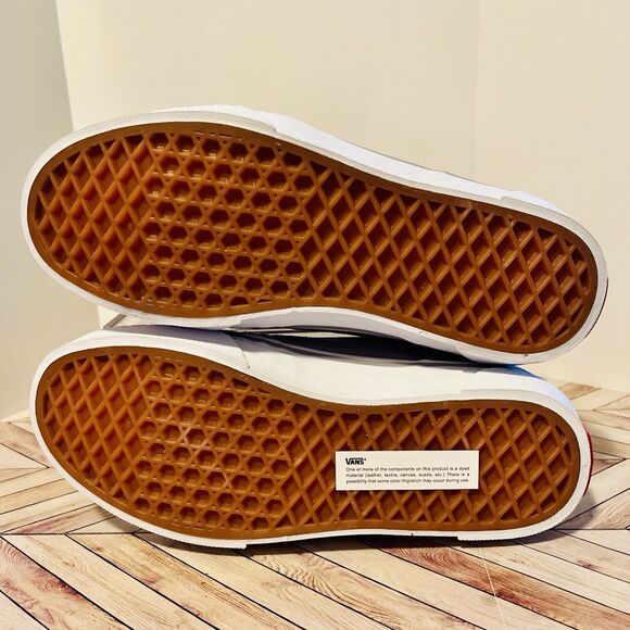 VANS Caldrone Suede Mesh Charcoal Red Sneakers Youth 6 Classic Stylish Shoes - Picture 6 of 7